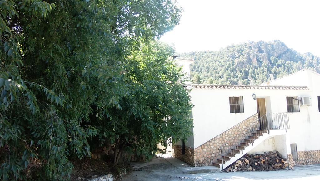 Casas La Piedra De Tiscar Villa Exteriör bild