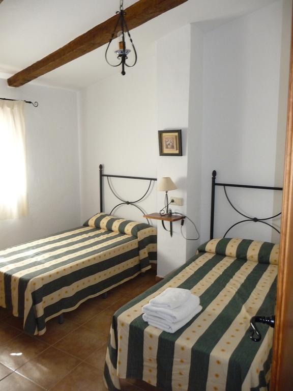 Casas La Piedra De Tiscar Villa Exteriör bild