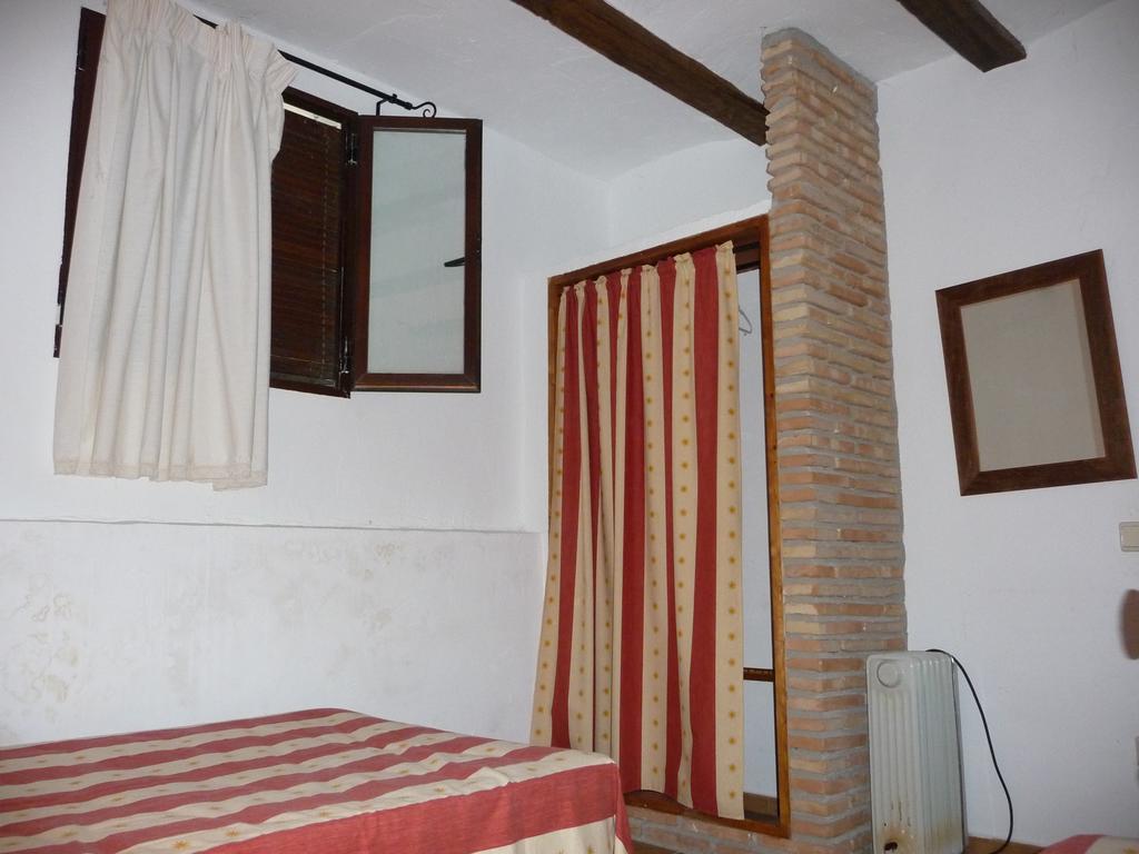 Casas La Piedra De Tiscar Villa Exteriör bild